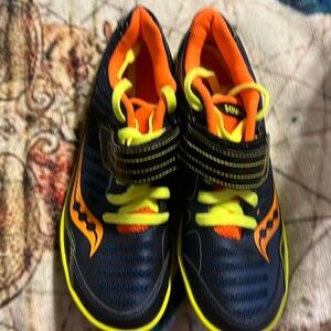 SAUCONY Shoes UNLEASH SD Men's Size 7 FLEXFILM Track Field Running S20192-2